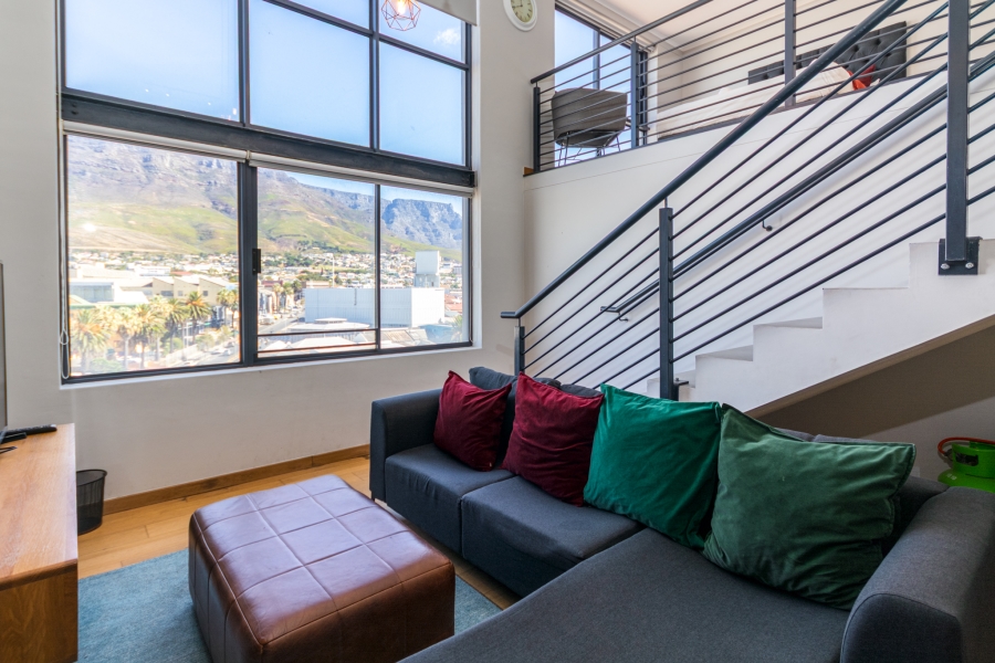 2 Bedroom Property for Sale in Woodstock Western Cape